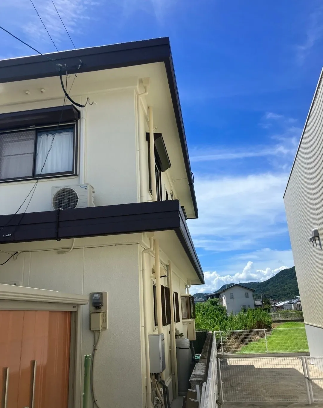 今回は、K様邸の屋根と外壁の塗装工事を行いました🏠